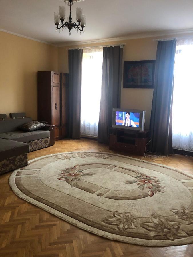 Old Town Flat Mukacheve Exterior foto
